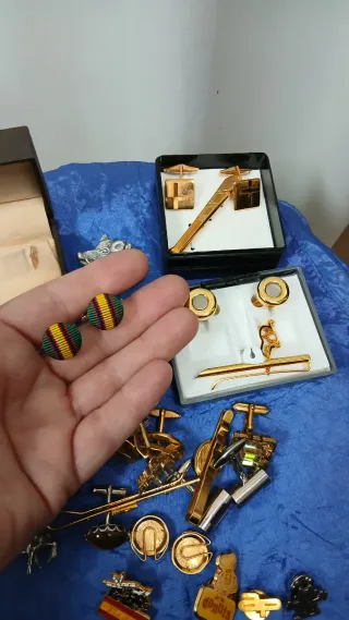 Lote Gemelos, Corbateros,  Pines...Vintage