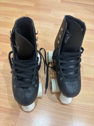 Patines 4 ruedas talla 36