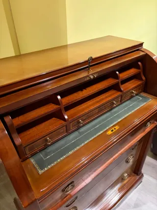 Escritorio antiguo francés con tapa