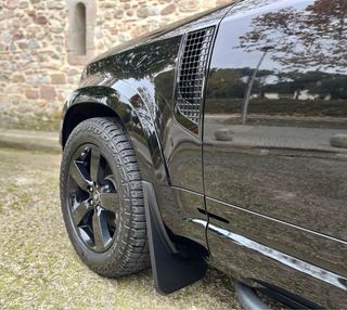 Land Rover Defender 2022