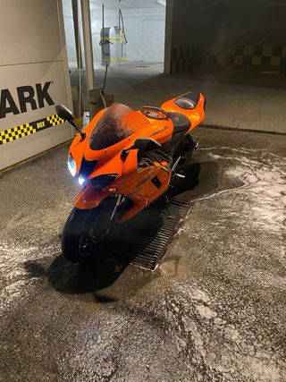 Kawasaki Ninja ZX6R Naranja