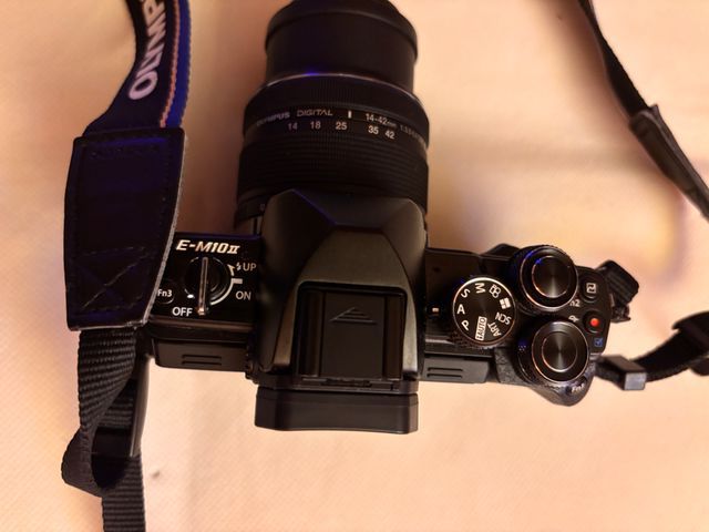 Olympus OM-D E-M10 Mark II Cámara