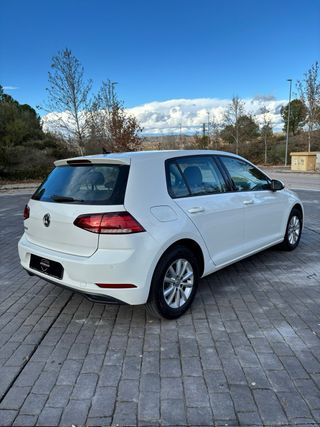 VOLKSWAGEN Golf Edition 1.0 TSI