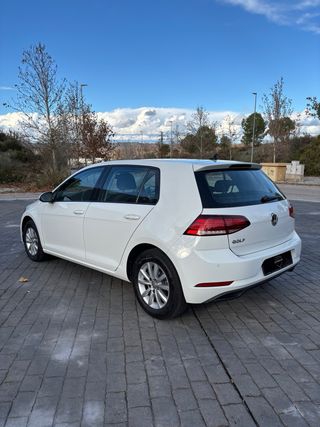 VOLKSWAGEN Golf Edition 1.0 TSI