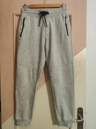 Pantalón gris hombre, Da para S y M