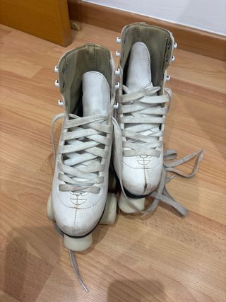 Patines 4 Ruedas Blancos Talla 35