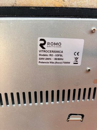 Vitrocerámica ROMO RO-V3FSL 3 fuegos 7300W