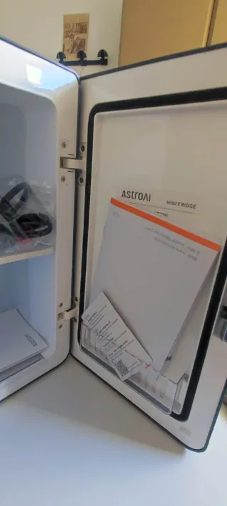 Nevera Mini AstroAI 6L 8 Latas