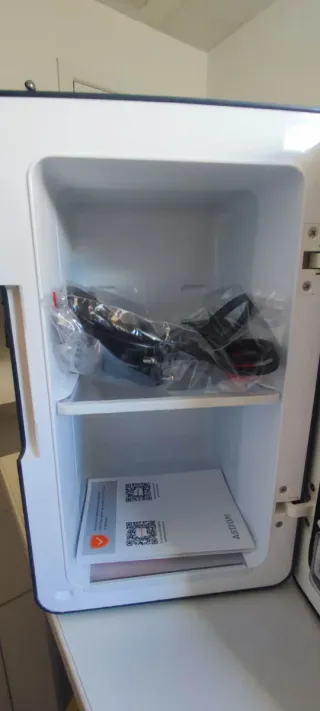 Nevera Mini AstroAI 6L 8 Latas