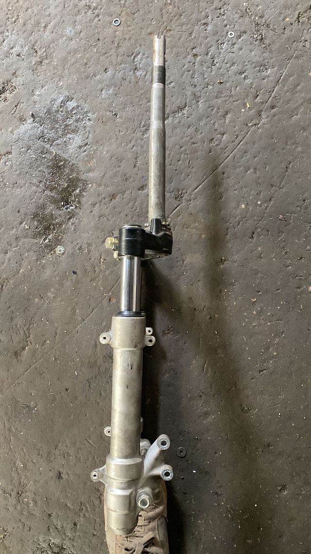 Horquillas y tijas Aerox 50 (2014)