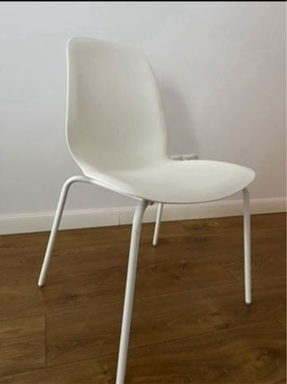 URGENTE VENDER Mesa de cocina extensible + 4 Silla