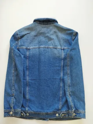 Chaqueta vaquera Stradivarius con forro