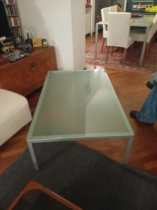 Tavolo moderno vetro e acciaio