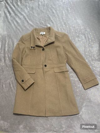 Elegante abrigo caqui/beige