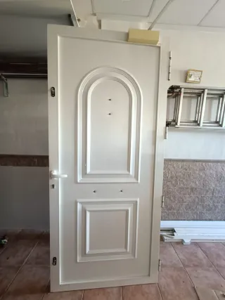 Puerta seguridad aluminio