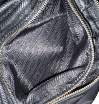 Riñonera de Re-Nylon y piel Saffiano de PRADA