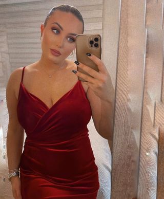 Vestido terciopelo lencero rojo burdeos Zara