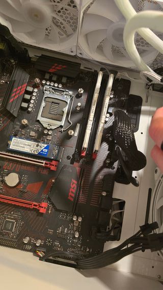 Placa Base MSI Z370 Gaming Plus