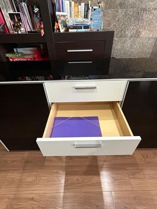 Aparejador moderno blanco y negro