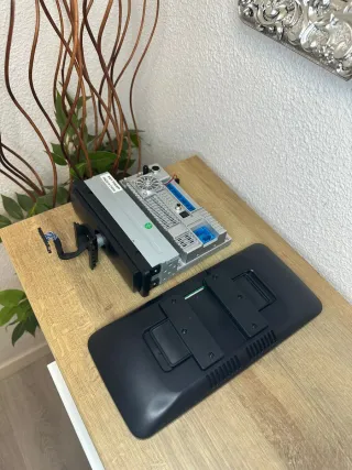 Radio Android 1 Din GPS Pantalla Giratoria 8GB/128