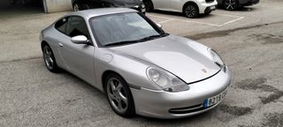 PORSCHE 996 Carrera 4