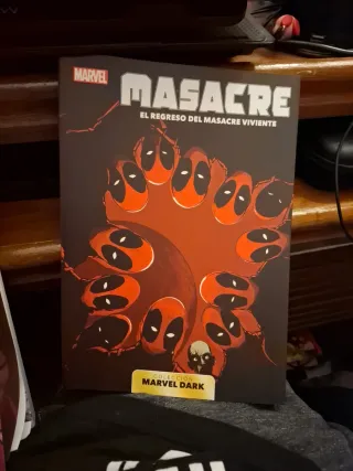 Comics de Venom y Deadpool