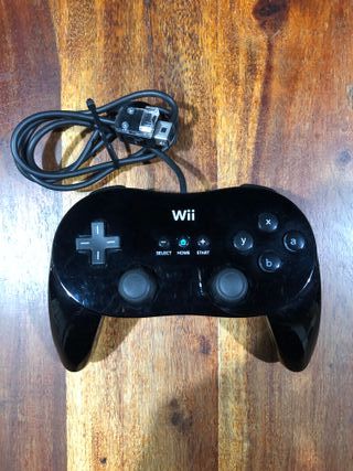 Controller Classic Pro nero con scatola joypad