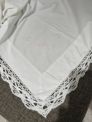 Sábana y almohadón de cama de 1.35