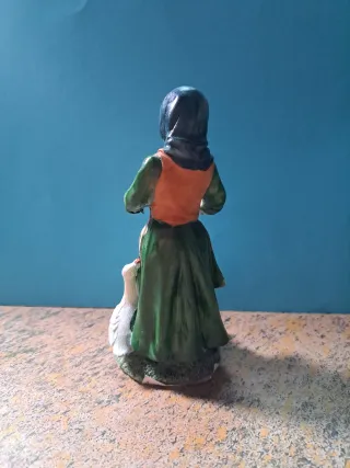 Figura Belén Mujer con Patos