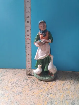 Figura Belén Mujer con Patos