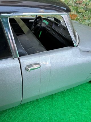 Citroën DS 19 (1963) – Solido – Escala 1:18