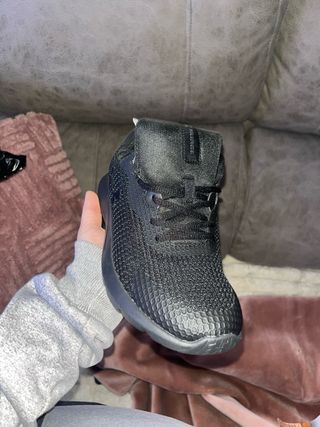 Zapatillas Under Armour Negras