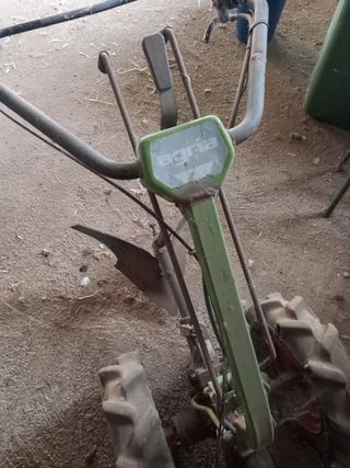 Mula mecánica Agria 13cv
