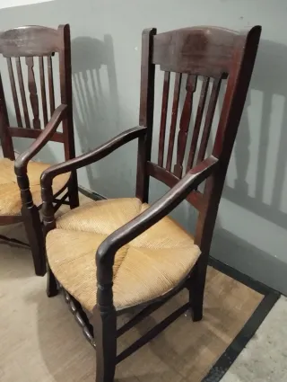 2 Butacas antiguas asiento de enea