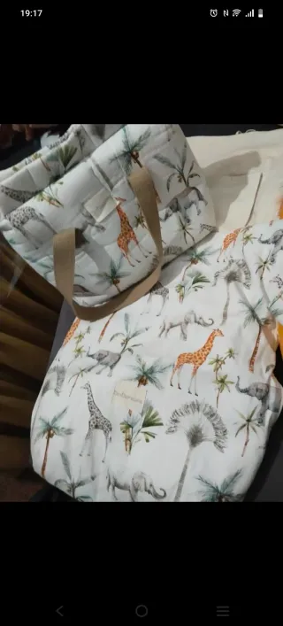 Saco y bolso para el carro estampado animales