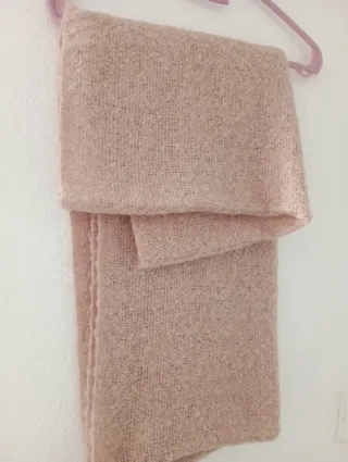 Braga cuello rosa y beige