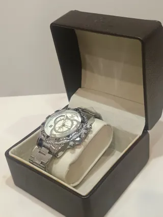 Reloj Zheng Plata y Blanco