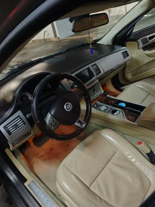 Jaguar XF 2009