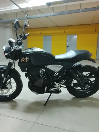 Moto 125cc en perfecto estado