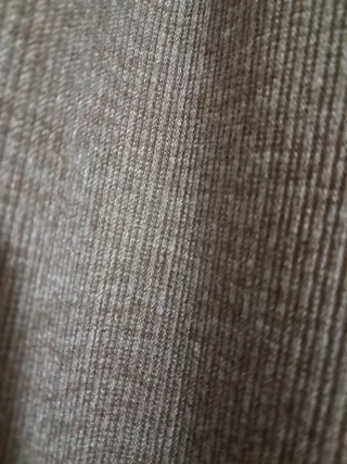 Falda marrón con detalle de anilla