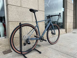 CUBE NUROAD EX Talla M Gris