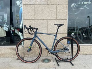 CUBE NUROAD EX Talla M Gris