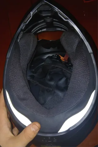 Casco de moto AGV negro