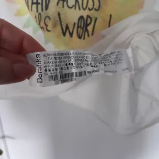 T-shirt Bershka multicolor com girassol