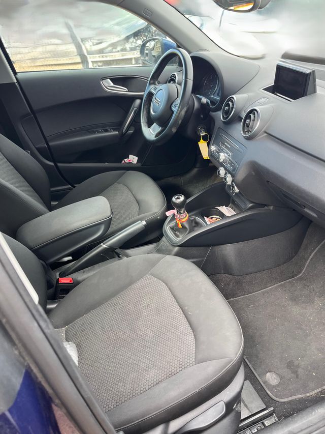 Audi A1 116cv diesel - 2017 - Golpe trasero