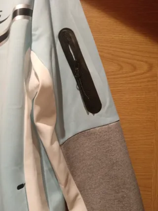 Conjunto deportivo Nike azul y gris