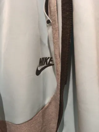 Conjunto deportivo Nike azul y gris