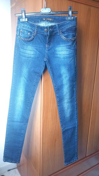 Jeans donna con strass taglia 36