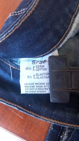 Jeans donna con strass taglia 36