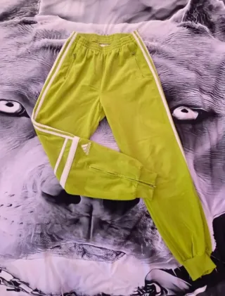Pantalón chándal Adidas Challenger verde